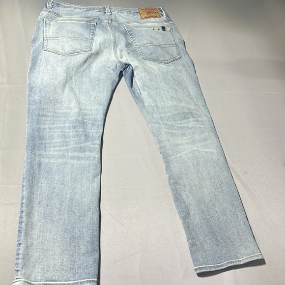 Men’s buffalo jeans - Picture 2 of 13